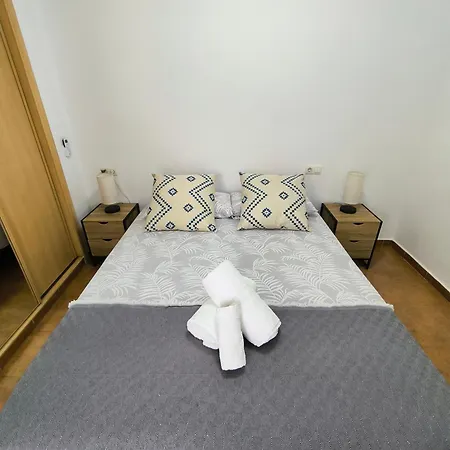 Brisamar Ii Primera Linea De Playa & Priv Parking Apartment Torre de Benagalbon